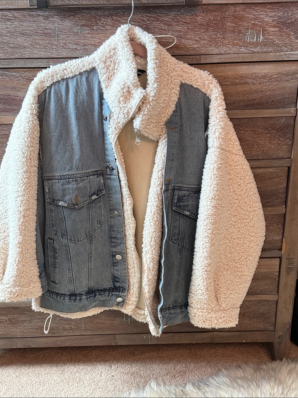 Athena Sherpa-Trim Denim Jacket in Cream and Light Gray
